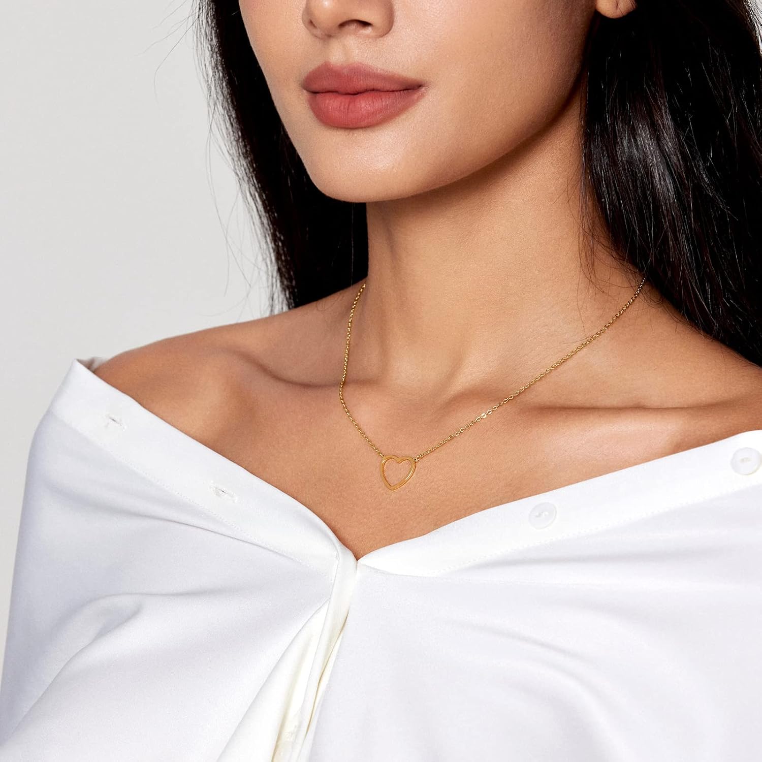 HERIER Cute Heart Necklace Dainty 18k Gold Plated Tiny Heart Pendant Choker Necklaces Small Gold Love Open Heart Chain Necklace for Women Simple Gold Necklace for Women Trendy Jewelry